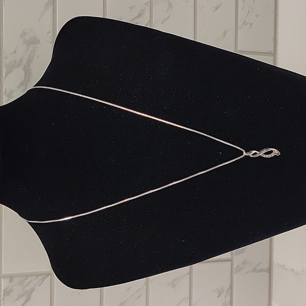 925 Silver Necklace And Pendant